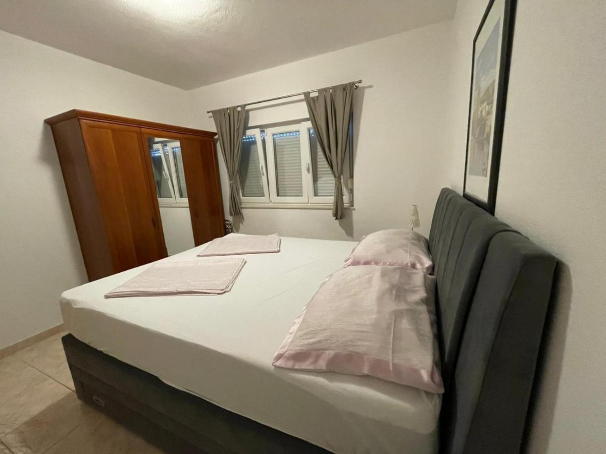 Apartments Mavarcica Trogir Eksteriør bilde